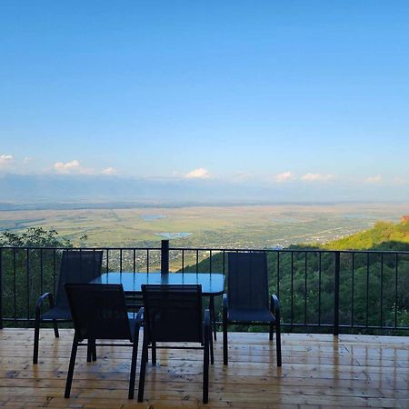 Guest House Kusika Сігнагі Екстер'єр фото