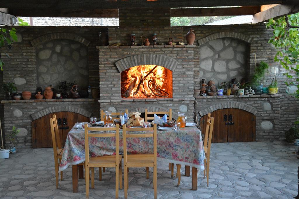 Guest House Kusika Сігнагі Екстер'єр фото